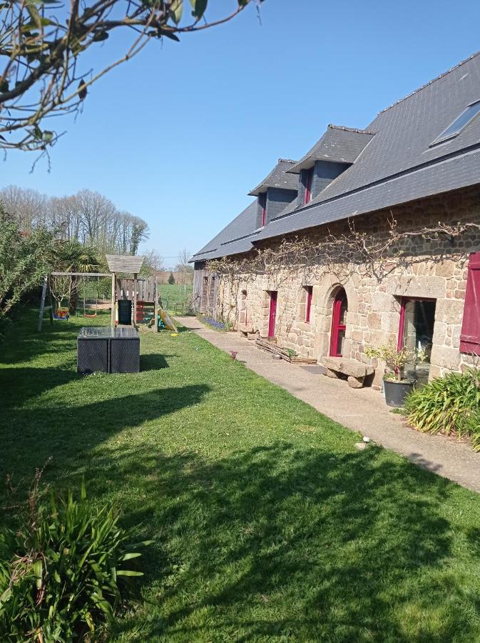 Saint-Hilaire-des-Landes Chambres D'Hotes La Roche المظهر الخارجي الصورة