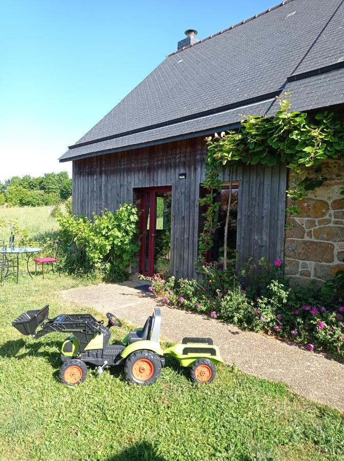 Saint-Hilaire-des-Landes Chambres D'Hotes La Roche المظهر الخارجي الصورة