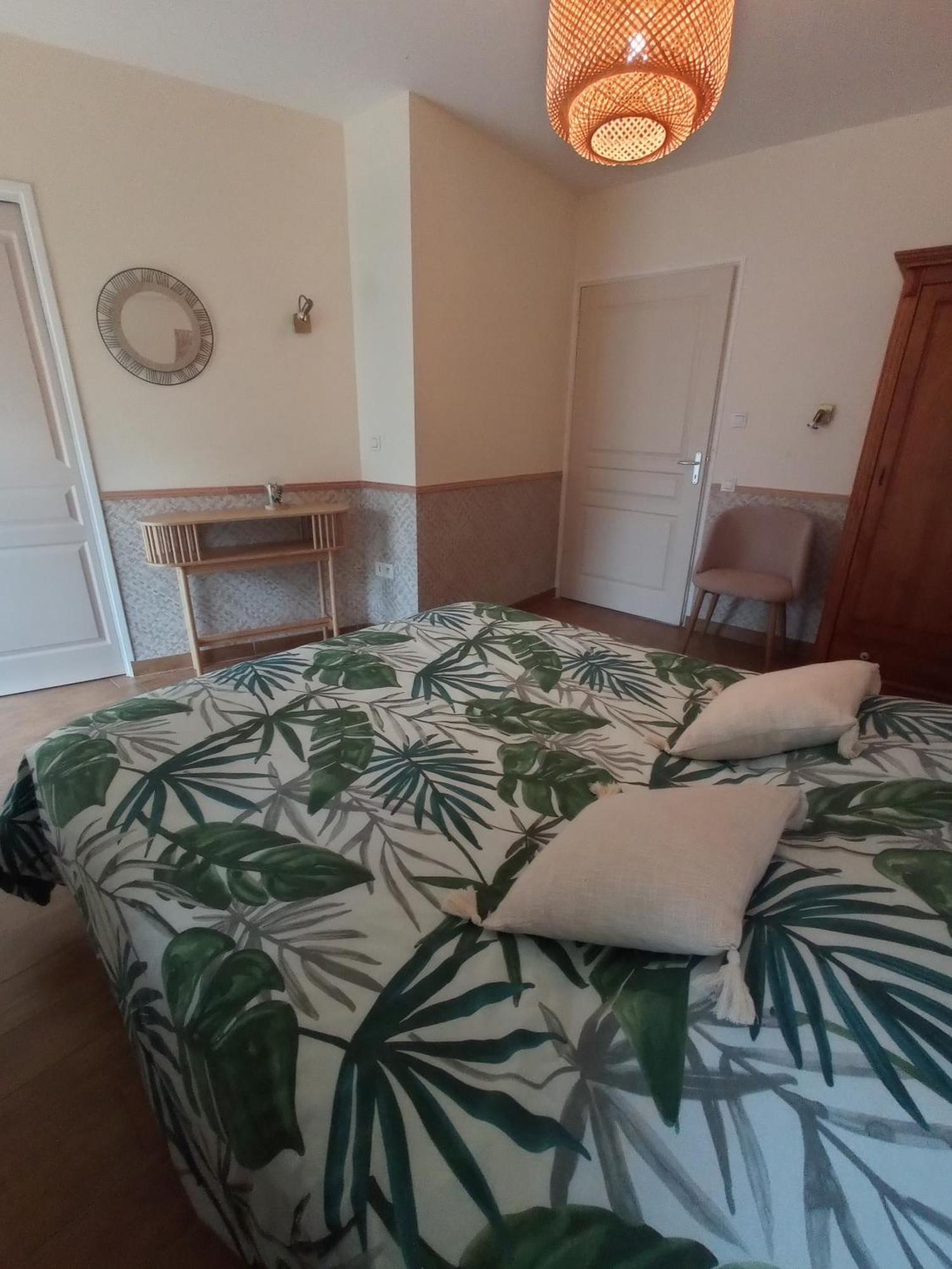 Saint-Hilaire-des-Landes Chambres D'Hotes La Roche المظهر الخارجي الصورة